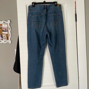 American Eagle mom jeans